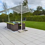 Maison Confortable Sejour Spacieux, Belle Terrasse Avec Grand Jardin Avec Jeux Exterieurs Pres Bayeux Et Omaha * Saonnet