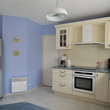 Maison Confortable Sejour Spacieux, Belle Terrasse Avec Grand Jardin Avec Jeux Exterieurs Pres Bayeux Et Omaha بيت للعطل Saonnet