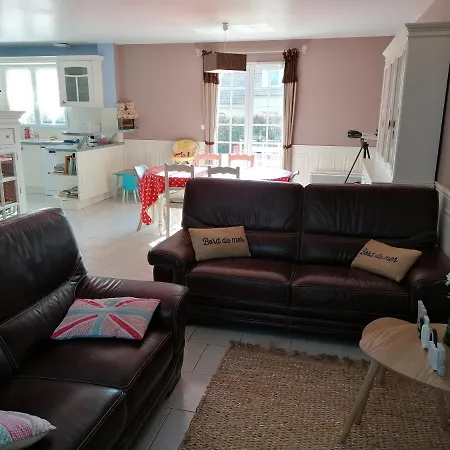بيت للعطل Maison Confortable Sejour Spacieux, Belle Terrasse Avec Grand Jardin Avec Jeux Exterieurs Pres Bayeux Et Omaha *