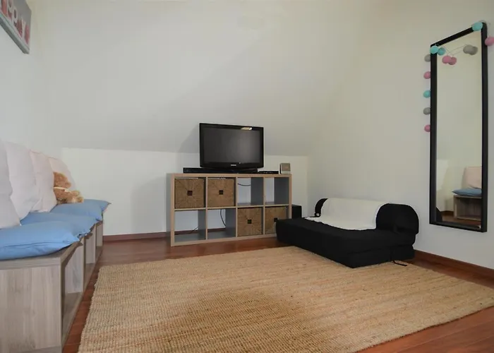 Maison Confortable Sejour Spacieux, Belle Terrasse Avec Grand Jardin Avec Jeux Exterieurs Pres Bayeux Et Omaha * Saonnet