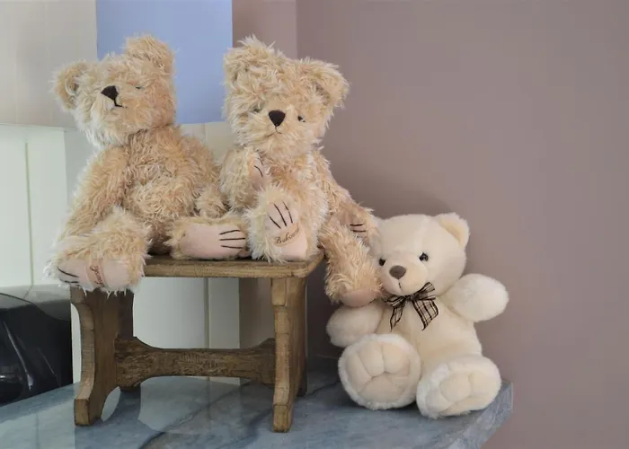 Prázdninový dům Maison Confortable Sejour Spacieux, Belle Terrasse Avec Grand Jardin Avec Jeux Exterieurs Pres Bayeux Et Omaha Saonnet