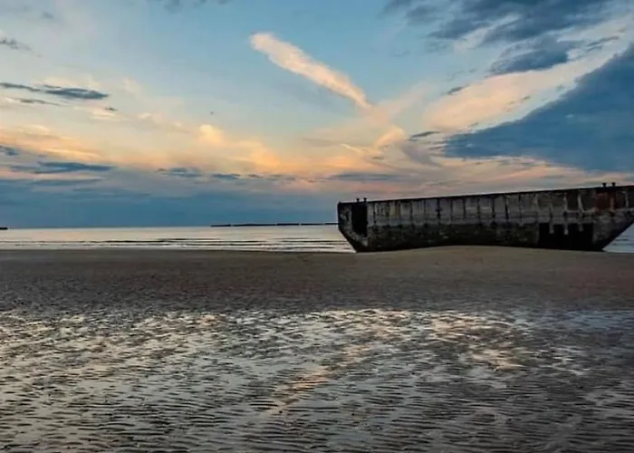 Maison Confortable Sejour Spacieux, Belle Terrasse Avec Grand Jardin Avec Jeux Exterieurs Pres Bayeux Et Omaha Prázdninový dům